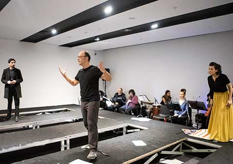 Ahmet Kaya... HAYATINDAN KESİTLERDE SON PROVALAR!