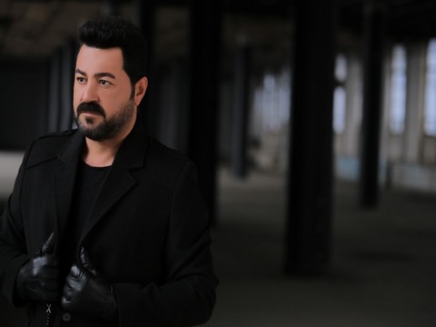 Serkan Kaya... 'TARİFİ ZOR’ BİR ŞARKI"!..