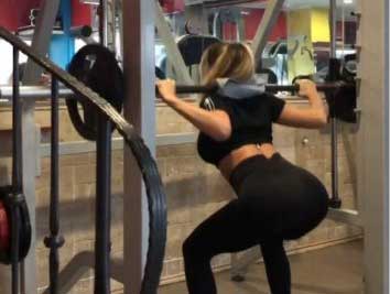 Hatice... "YA YÜREĞİN YA ARKAN SAĞLAM OLACAK"