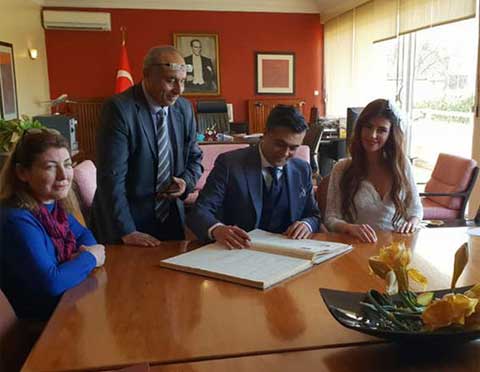 Tuğçe Sarıkaya... EVLENDİ!