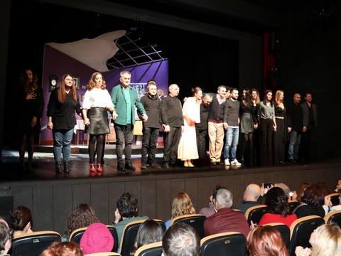 Söz Veriyorum... SEYİRCİYLE BULUŞTU!..