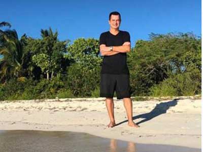 Acun Ilıcalı...'SURVİVOR'IN YENİ  ADASINA İLK ADIMI BEN ATTIM!'