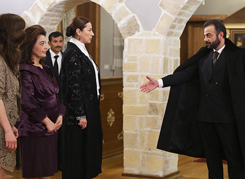 Bir Zamanlar Çukurova...HÜNKAR İLE FEKELİ TOKALAŞMASI!