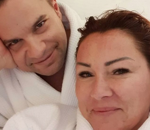 Pınar - Yağmur Atacan... BORNOZLU PAYLAŞIM FARK YARATTI!