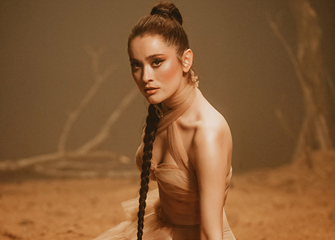 Elif Kaya... 'YALLAH' İLE YİNE ÇOK İDDİALI!