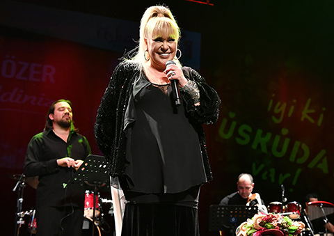 Zerrin Özer...“ÜSKÜDAR DEMEK BENCE MÜZİK DEMEK"