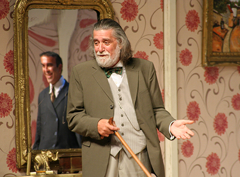 Turgut Arseven... TİYATRO DÜNYASININ ACI KAYBI!