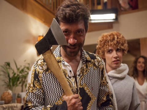 Açelya Topaloğlu-Özgür Emre Yıldırım... OLMAZ OLSUN BÖYLE ARKADAŞ!..