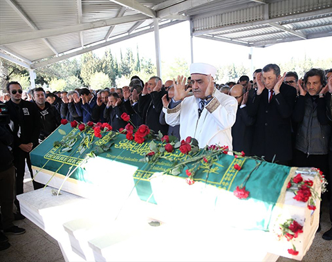 Aytaç Arman... SON YOLCULUĞUNA UĞURLANDI!