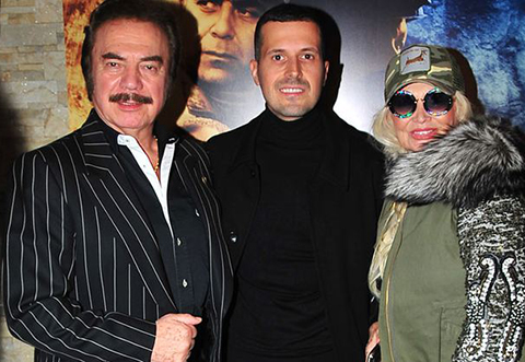 Gökhan Gencebay... İLK DİZİSİNDE AİLESİNDEN TAM DESTEK!