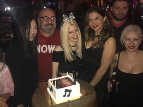 Gülden Karaböcek... KIZI NUR'UN DOĞUM GÜNÜ HEYECANI!..