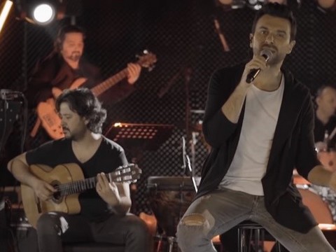 Gökhan Tepe...KLİBİNDE BİNLERCE ÖĞRENCİ OYNADI!