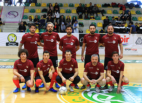 Cihan Şimşek...KÜTÜPHANE İÇİN SAHADA!