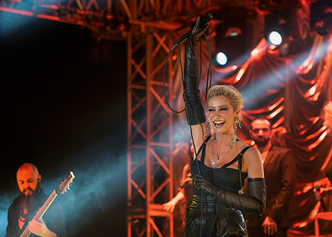 Sıla...KARADENİZ TURNESİNİN SON KONSERİ SAMSUN!