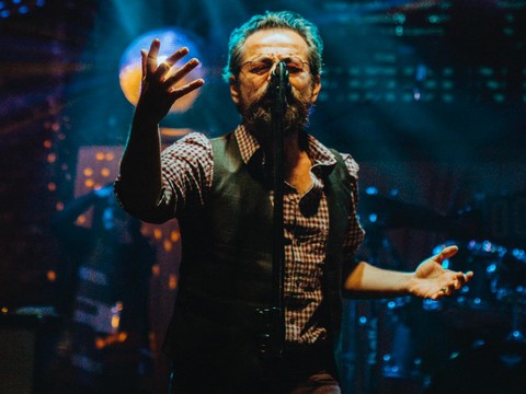 Feridun Düzağaç... ŞARKILARINI SEVENLERİYLE BİRLİKTE SÖYLEDİ!..