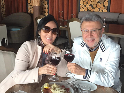 Ali-Aysun Kocatepe... EVLİLİKLERİNİN 34. YILINI KUTLADILAR!