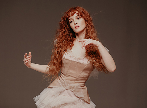 Gülden Mutlu... TAKİPÇİSİ KIZDIRDI! HAKARETİ AFFETMEDİ!