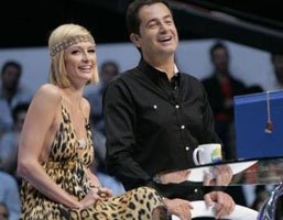 "Var mısın Yok musun"... PARİS HİLTON TUNA HUŞ İÇİN YARIŞTI!