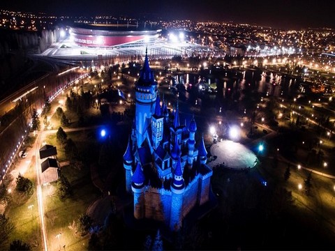 Dünya Otizm Farkındalık Günü... TÜRKİYE'DE OTİZME MAVİ IŞIK YAKTI!..