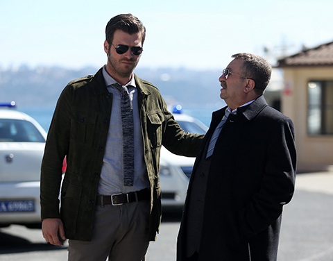 Çarpışma... CANSIZ PUSU KURAR, KADİR VURULUR!