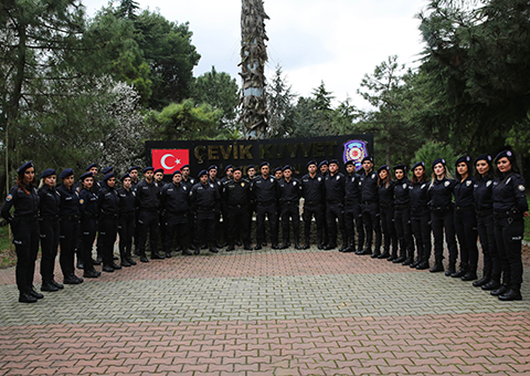 ÇEVİK KUVVETTEN POLİS HAFTASINA ÖZEL ALBÜM!