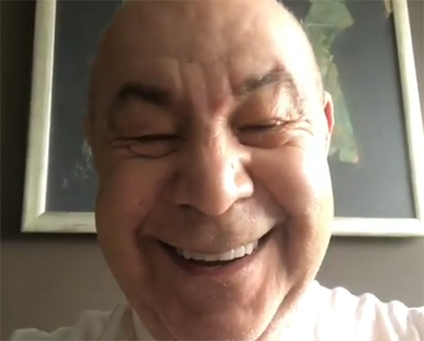 Mazhar Alonson... YOĞUN BAKIMDA DEDİLER, EVDE ÇIKTI!