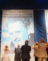 Nazım Hikmet... ÖLÜMÜNÜN 46.YILINDA ANILDI!