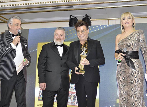 KANAL D'YE DÖRT ÖDÜL BİRDEN!