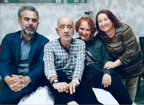 Yurdaer Okur... BABASINI KAYBETTİ!