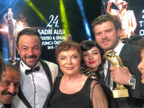 24. Sadri Alışık Tiyatro ve Sinema Oyuncu Ödülleri... SAHİPLERİNİ BULDU!..