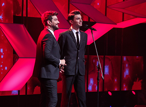 Benimle Söyle... JÜRİYİ AYAĞA KALDIRAN KAZANACAK!