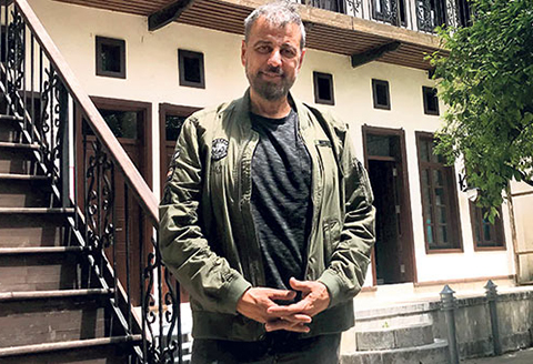 Hamdi Alkan...'SANSASYON MU ARIYORSUNUZ?'