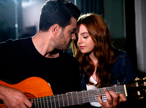 Leke...ROMANTİK GECE!