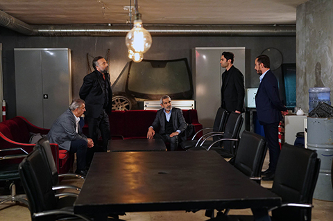 Eşkiya Dünyaya Hükümdar Olmaz... TEHLİKELİ ANLAŞMAZLIK!