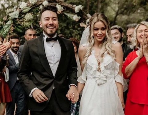 Enes Batur... EVLİLİK AÇIKLAMASI!