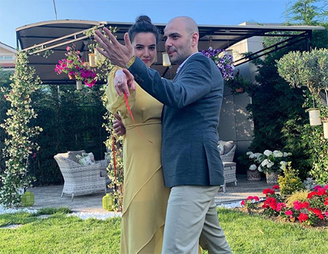 Bartu Küçükçağlayan - Merve Özgüle... NİŞAN YÜZÜKLERİ TAKILDI