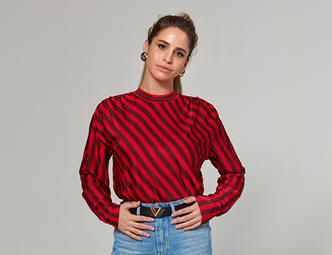 Büşra Pekin...SEVGİLİNİN 'NOKTA'SINA KLİP ÇEKTİ!..