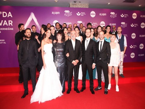 Çukur... İKİNCİ SEZON FİNALİNE UNUTULMAZ BİR GALA!..