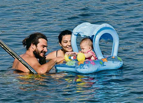 Gizem - Hakan Hatipoğlu...LİLA DENİZLE BODRUM'DA TANIŞTI!