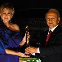 Filiz Akın... "ALTIN KOZA'NIN PEŞİNDEN ÇOK KOŞTUM"!