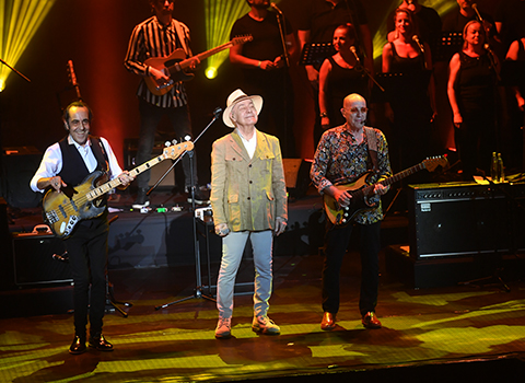 MFÖ'DEN AÇIKHAVA'DA MUHTEŞEM BAŞLANGIÇ!