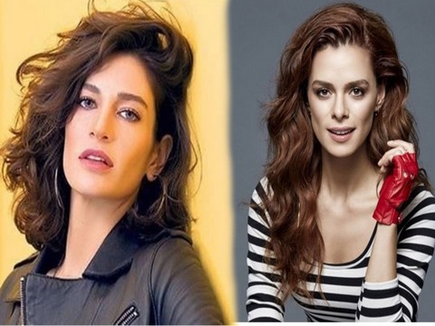 Berrak Tüzünataç - Özge Özpirinçci... İKİSİ BİR ARADA HAVUZDA!..