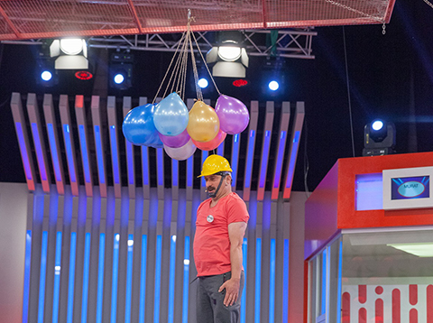 Yaparsın Aşkım...“ZIPLAYARAK BALON PATLATMA”