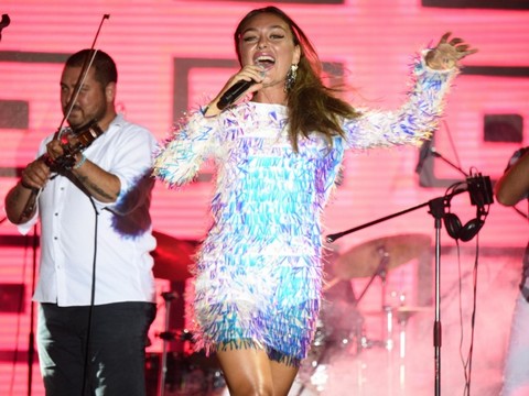 Ceren Onurluer... "YERLİ ORNELLA MUTİ" BODRUM'U MEST ETTİ!..