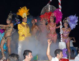 "6.Altın Nar Kültür ve Sanat Festivali"... KEMER FESTİVALİ DEĞİL SANKİ RİO KARNAVALI...