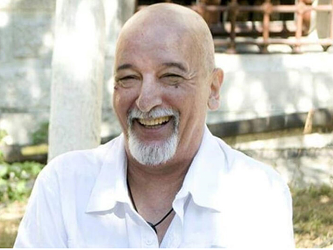 Nejat Toksoy ... MAVİ IŞIKLAR'IN SOLİSTİ HAYATINI KAYBETTİ