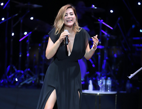 Ayla Çelik...AŞIKLARIN FAVORİ ŞARKISI!