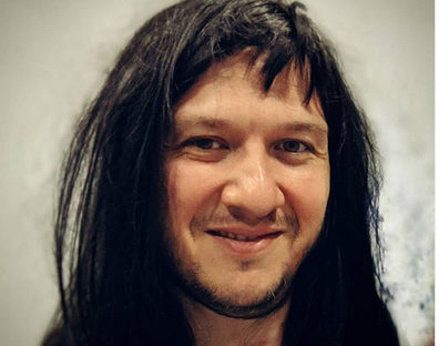 Şahan Gökbakar...SIRMA SAÇLI OLDU!