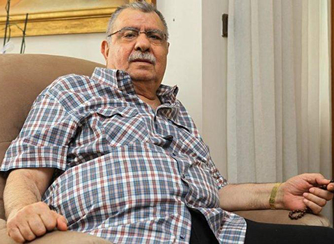 Arif Sağ...KANSERİ YENDİ, SIRA SAHNEDE!