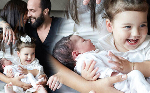 Özlem Ada - Berkay Şahin...İKİNCİ KIZLARI İLE İLK AİLE FOTOĞRAFI!